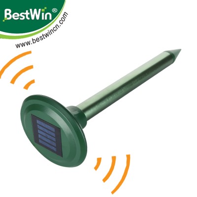 BSTW over 10 years experience custom design disposable solar mole repeller,rat repeller